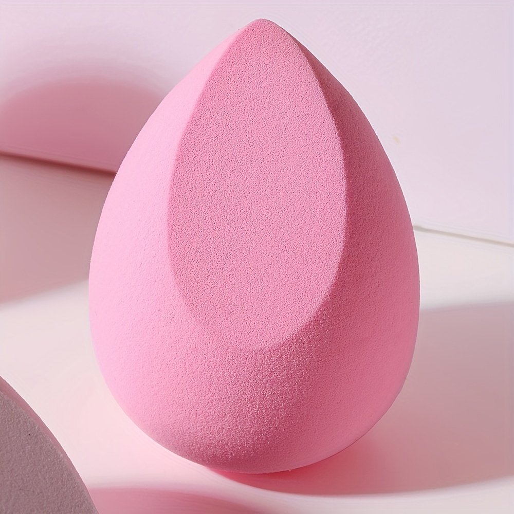 Soft and gentle makeup sponges for flawless blending