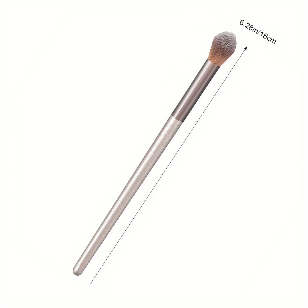 Wooden Champagne Highlighter Brush soft bristles